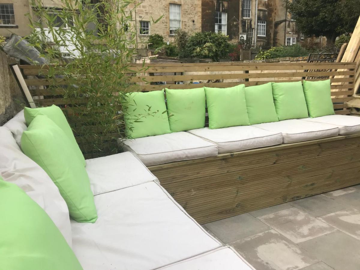 Gorgeous Garden Apartment Бат Екстер'єр фото